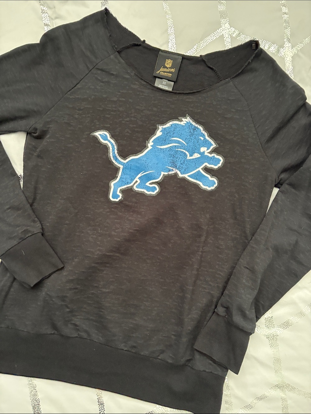 Junior’s Black Pullover Sweatshirt with Detroit Lion Graphic